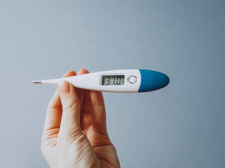 Termometr. Obrazek w artykule Termometr i jego historia. Czy wiesz jak wyglądał pierwszy termometr?